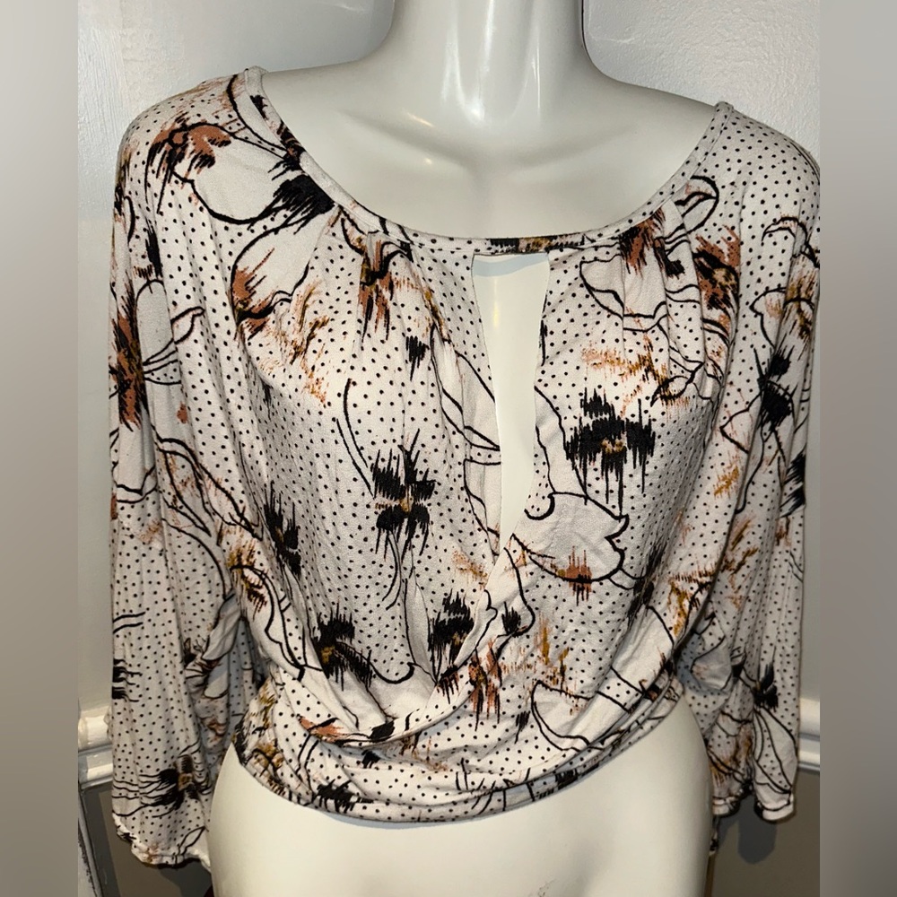 Free People Floral Print Long Sleeve Sexy Flowing Top Size Extra Small